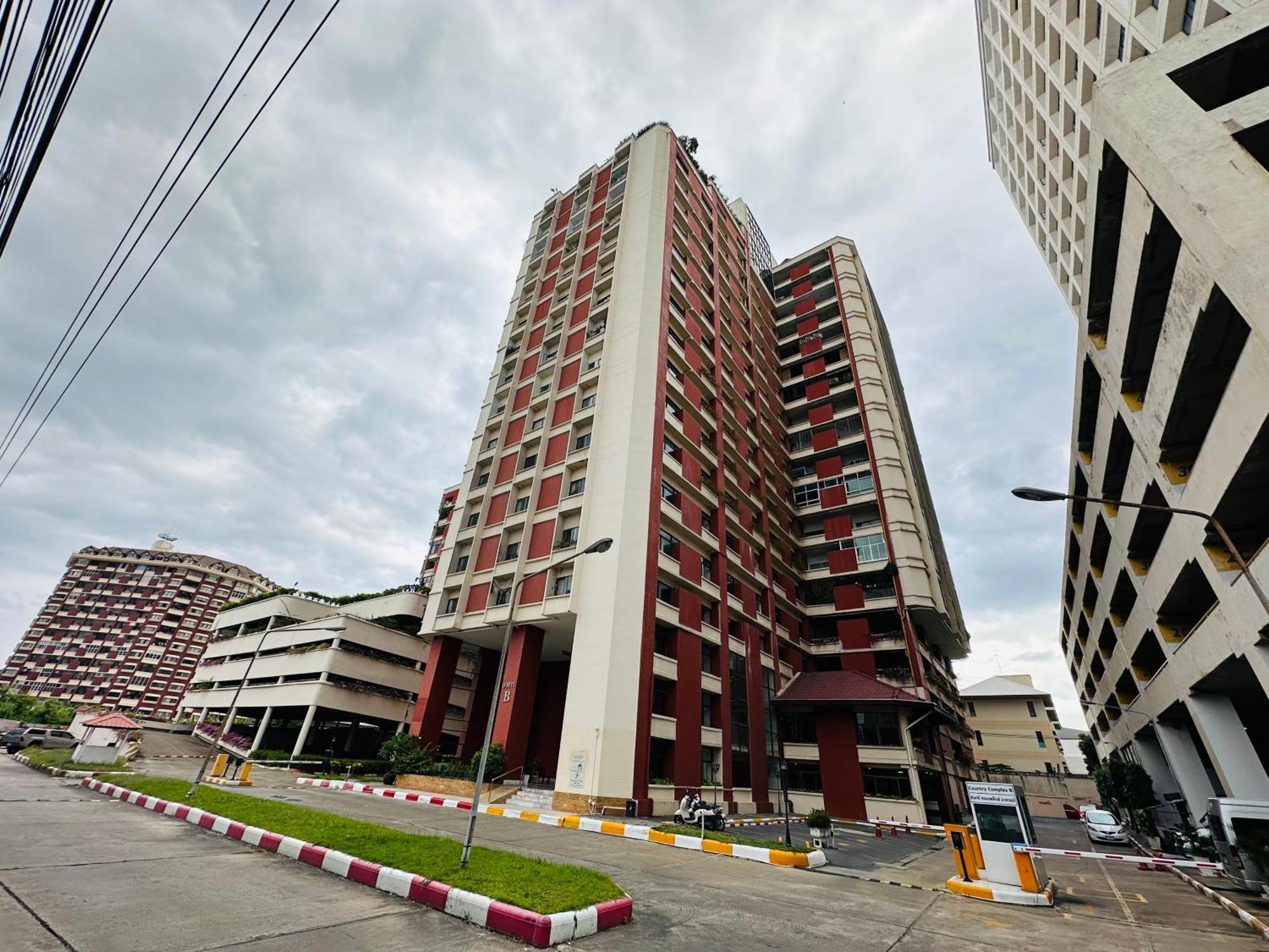 Aparthotel Country Complex Bangna à Bangkok Extérieur photo