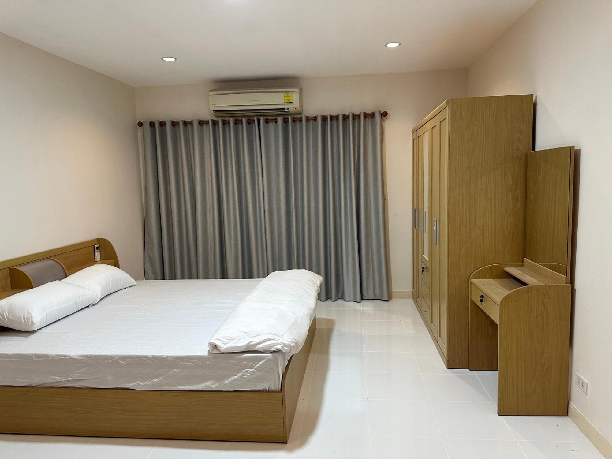 Aparthotel Country Complex Bangna à Bangkok Extérieur photo